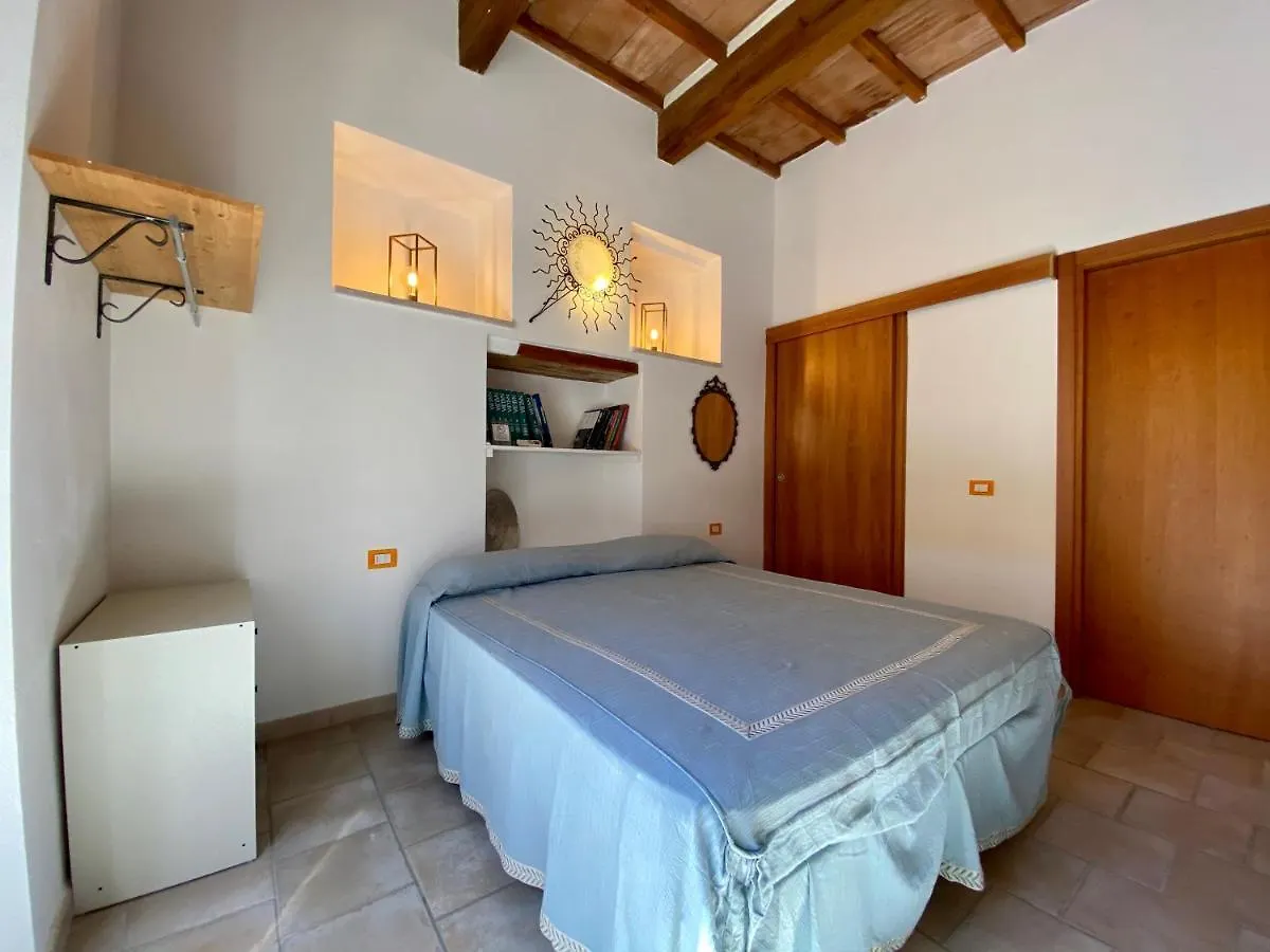 Oda ve Kahvaltı B&B La Fucinaia Pet Friendly Adults Only Campiglia Marittima