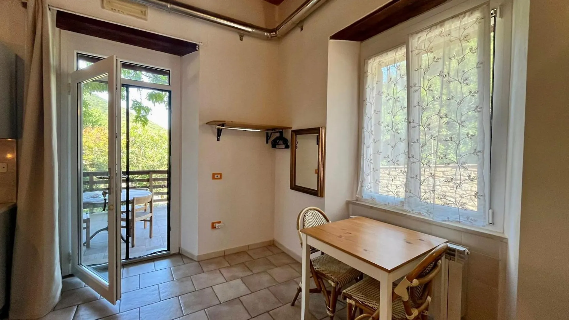 B&B La Fucinaia Pet Friendly Adults Only Campiglia Marittima İtalya